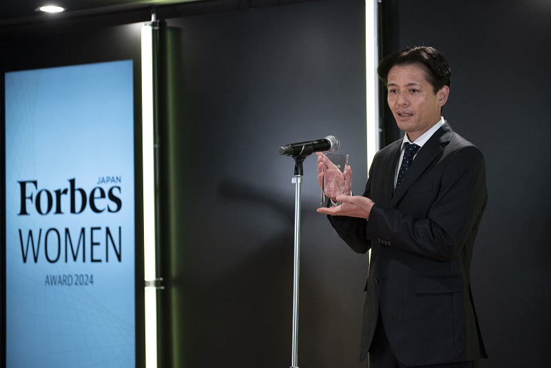表彰式の様子　パーソルキャリア株式会社 取締役・監査役組織 石井 義庸