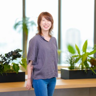 インタビューを受ける様子TOP